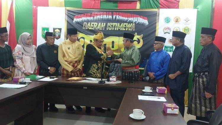 Persebatian Resam Kerajaan Indragiri Nyatakan Komitmen Penuh untuk Wujudkan Daerah Istimewa Riau
