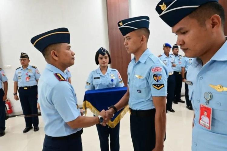 Lanud Rsn Cetak 20 Tekhnisi Pesawat Tempur