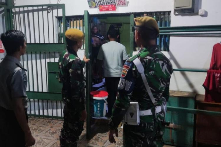 Lapas Pekanbaru dan TNI Gelar Razia Gabungan, Sita Puluhan HP dan Barang Terlarang
