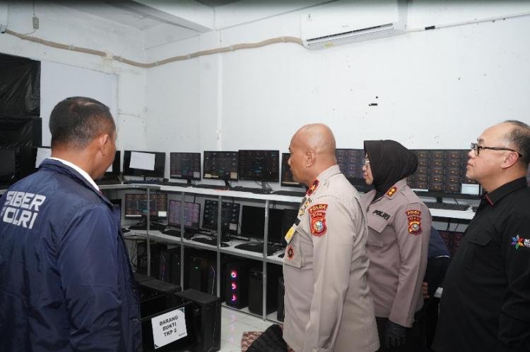 Polda Riau Bongkar Dua Lokasi Judi Online Higgs Domino, Omzet Rp3,6 Miliar Terbongkar