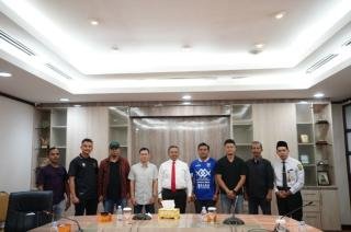 Gubri Wahid Pertimbangkan Ganti Nama Stadion Kaharudin Nasution Jadi Hang Tuah