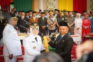 Gubernur Abdul Wahid Resmi Lantik Afni - Syamsurizal jadi Bupati dan Wakil Bupati Siak