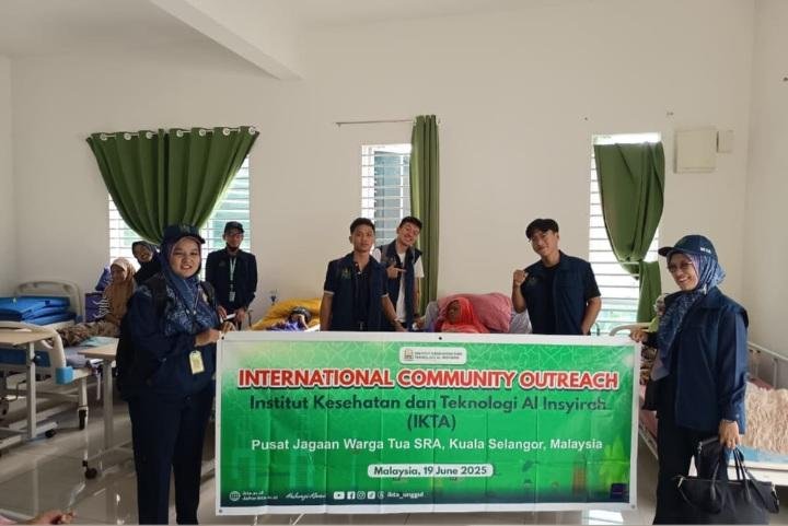 Memberi Manfaat Secara Global, Dosen dan Mahasiswa IKTA Lakukan Pengabdian Masyarakat di Malaysia