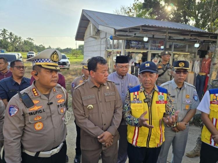 Wapres Gibran Mau Datang ke Pacu Jalur, Perbaikan Jalan Rusak Jadi Pertanyaan Besar