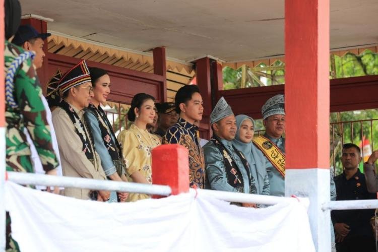 Gubri Abdul Wahid Dampingi Wapres Gibran, Pacu Jalur Mengalir ke Istana hingga Dikenal Dunia