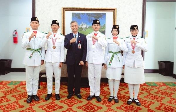Dua Paskibraka Nasional Asal Riau Disambut Pj Sekdaprov, Kebanggaan Bagi Daerah