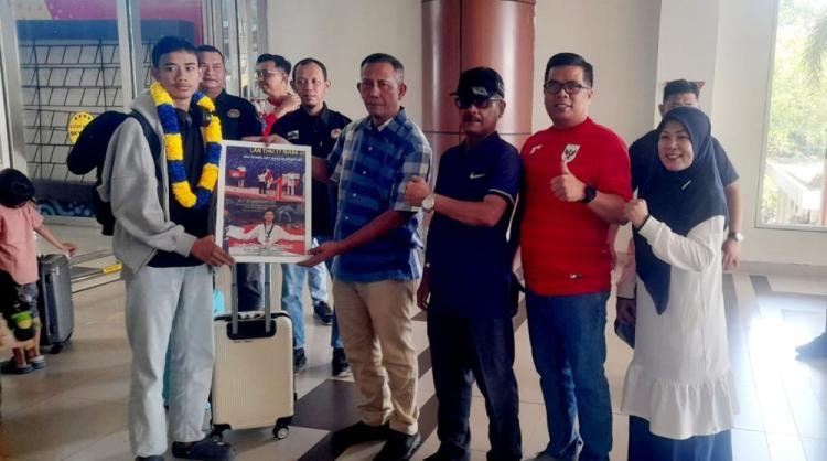 Devin Pulang dengan Gelar Juara ASEAN Taekwondo 2025
