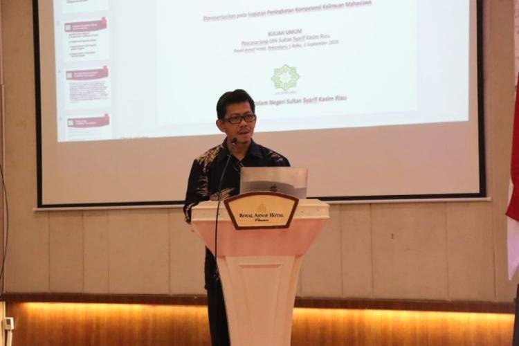 UIN Suska Riau Dorong Mahasiswa Pascasarjana Tingkatkan Kompetensi Akademik dan Sosial