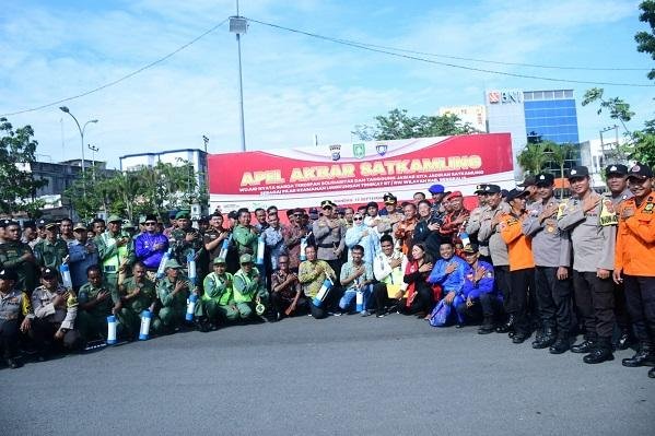 Bupati Kasmarni Dukung Satkamling Kembali Diaktifkan