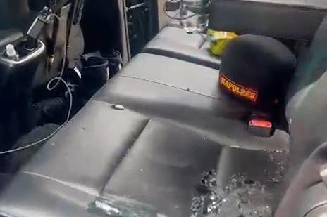 Mobil Kapolres Kuansing Rusak Usai Diserang Massa Penolak Penertiban Tambang Emas Ilegal