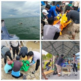Mayat Tanpa Identitas Ditemukan Mengapung di Sungai Belanak Kateman Inhil