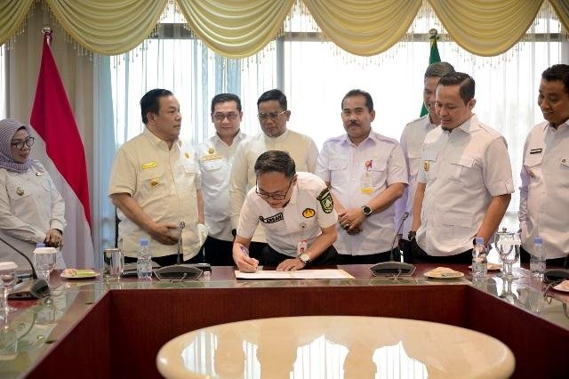 Pemkab Bengkalis Siap Pasok 140 Ton Sampah per Hari untuk Fasilitas Energi Listrik di Kampar