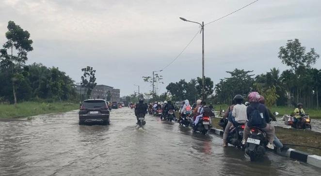 Begini Solusi SF Hariyanto untuk Jalan Sudirman Ujung