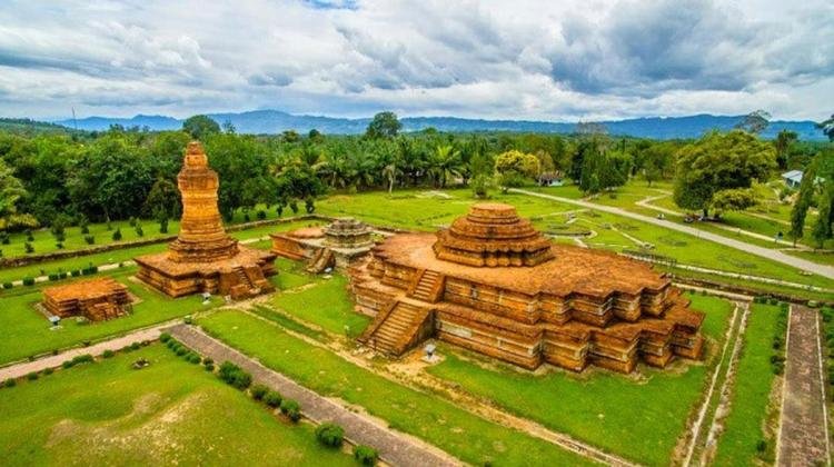 Kunjungi Riau, Konjen Jepang Siap Promosikan Candi Muara Takus ke Negerinya