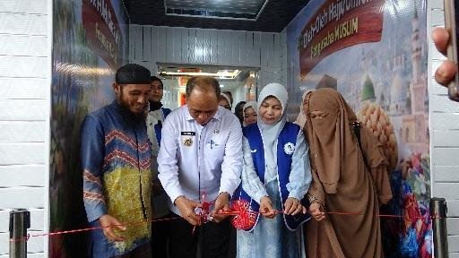 Bupati Inhil Resmikan Outlet Oleh-Oleh UMKM, Dorong Akses Pasar dan Penguatan Ekonomi Lokal