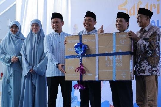 Pemko Pekanbaru Mulai Jalankan Program 1.000 TV dan Wifi Gratis